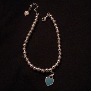 Cute 925 silver beaded bracelet with heart charm